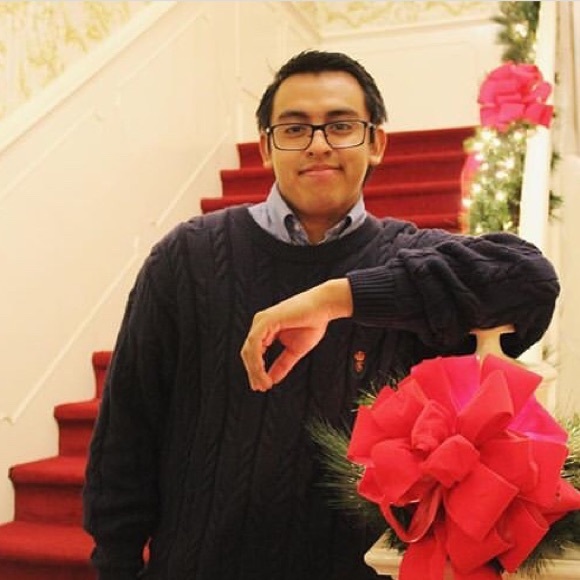 Meet your Posher, Andrew - Picture 1 of 1